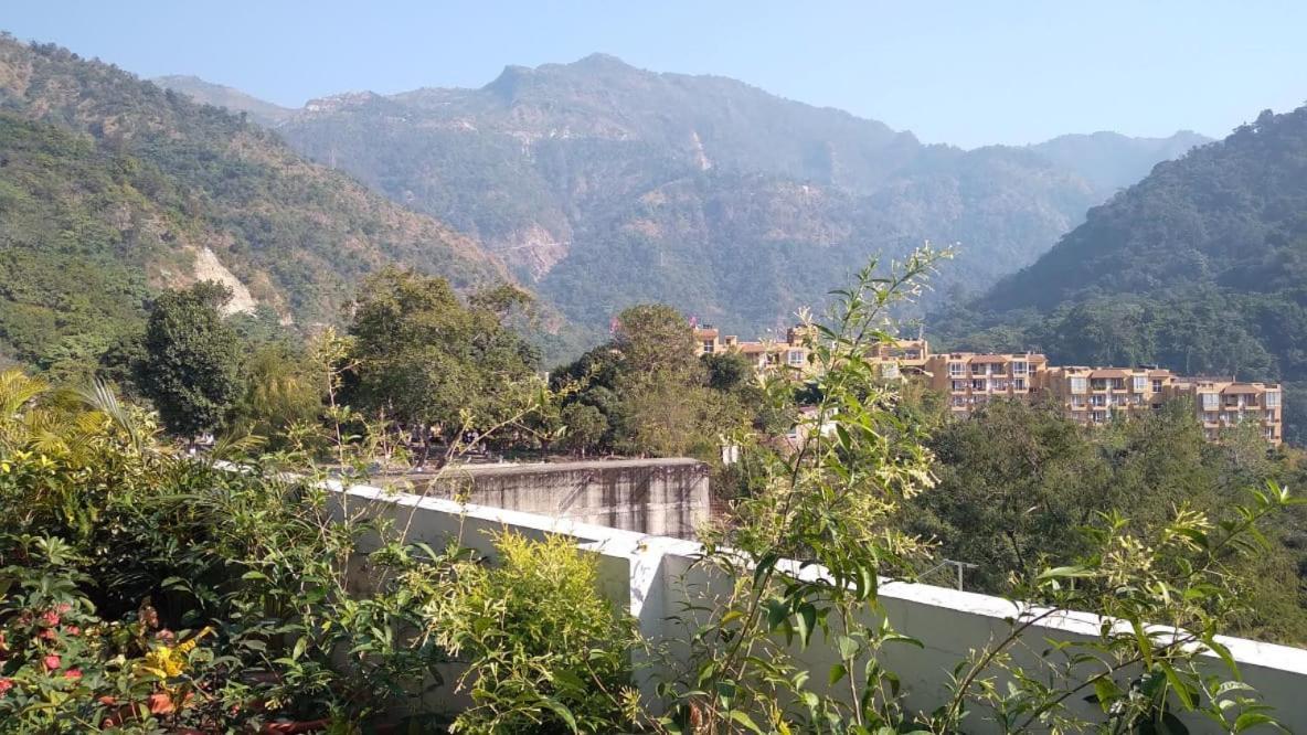 Hotel Vishla Palace By Uttarakhand Hotel Hospitality Narendra Nagar Eksteriør bilde