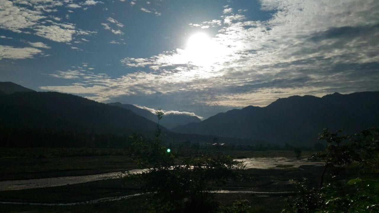 Hotel Vishla Palace By Uttarakhand Hotel Hospitality Narendra Nagar Eksteriør bilde